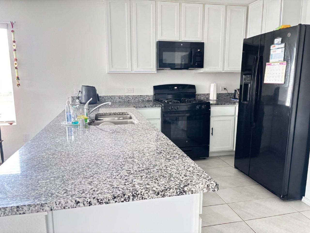 900 Mountain Laurel Rd - Photo 3 of 10