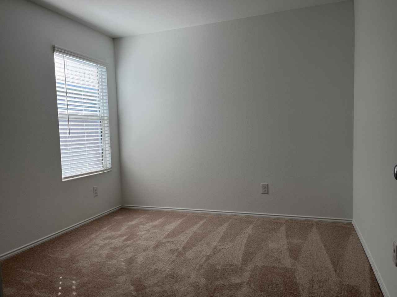 900 Mountain Laurel Rd - Photo 7 of 10