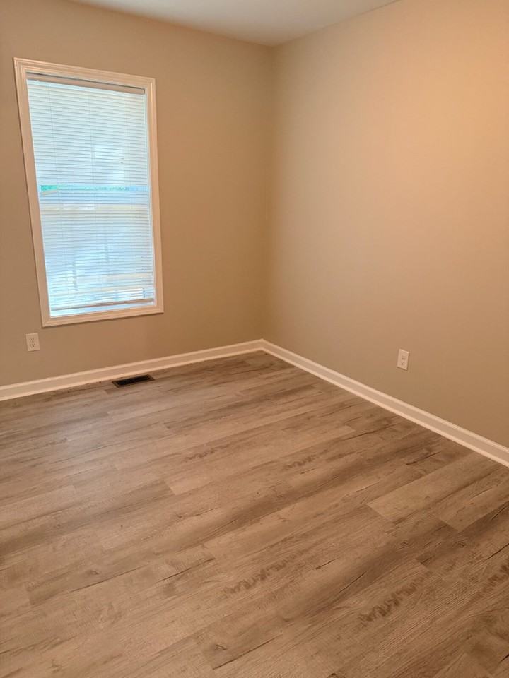134 Spruce St - Photo 6 of 19