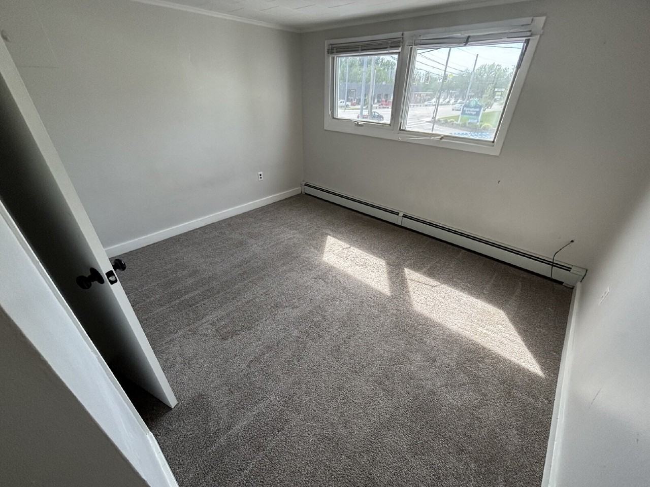 1322 Main St #3 - Photo 5 of 9