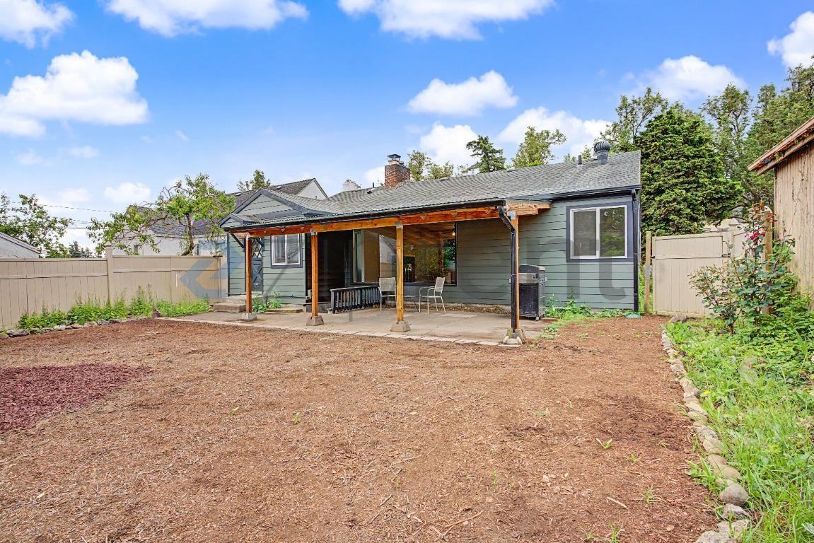 1315 N Russet St - Photo 5 of 12