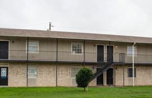 featured image of 1409 Bundrant Dr