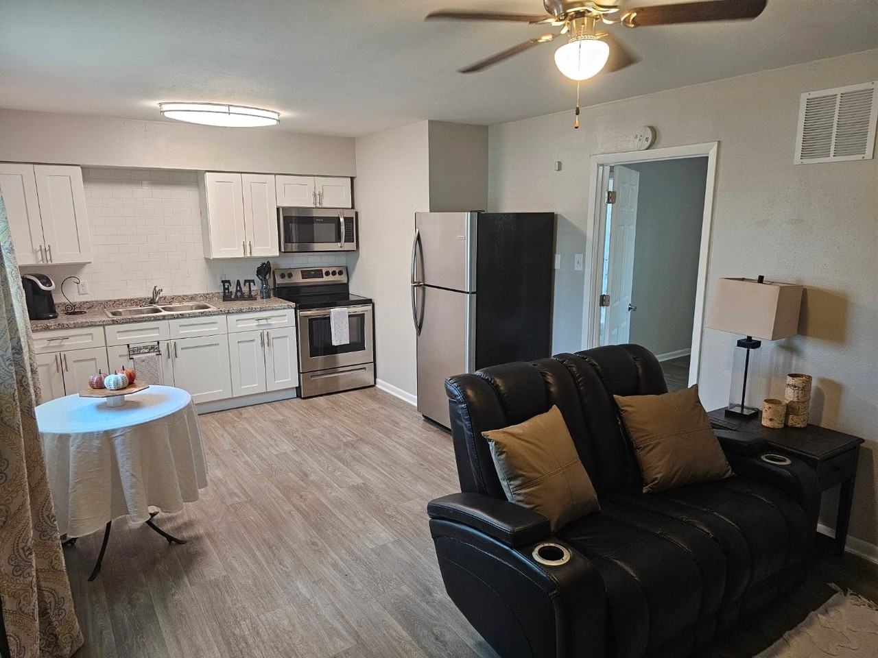 Soaring Eagle Apartments - Photo 5 of 12