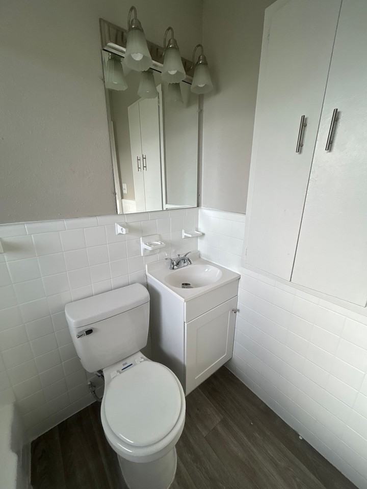 Soaring Eagle Apartments - Photo 6 of 12