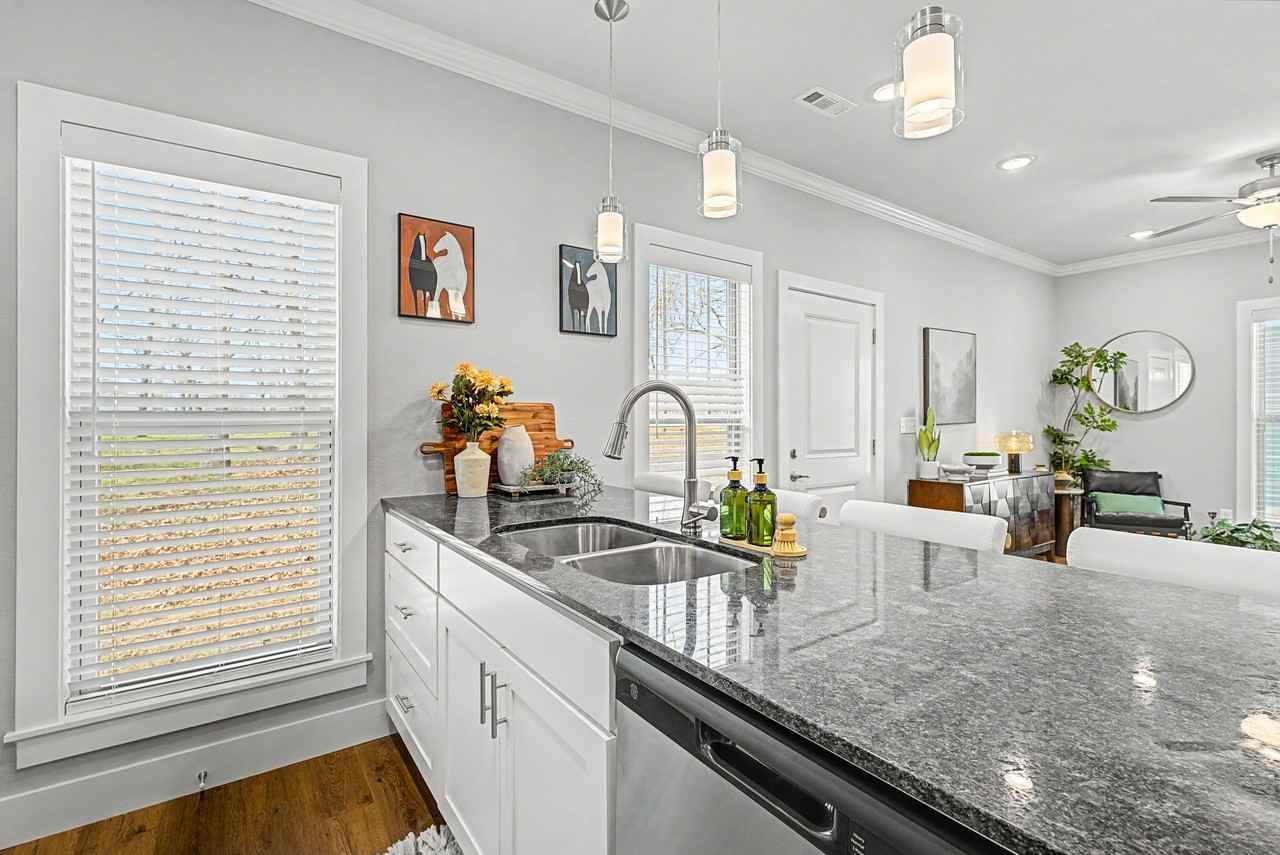 Hawthorne Grove - Photo 2 of 50