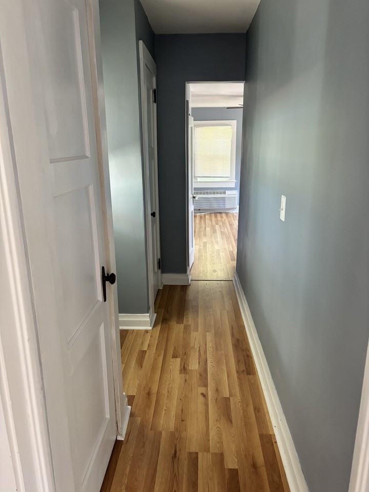 321 W Allen St - Photo 5 of 8