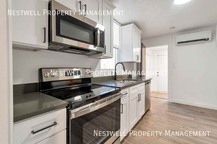 1046 W Euclid Ave - Photo 4 of 19
