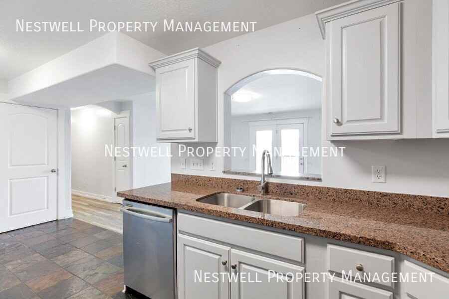 1045 S 1700 W #123 - Photo 3 of 19