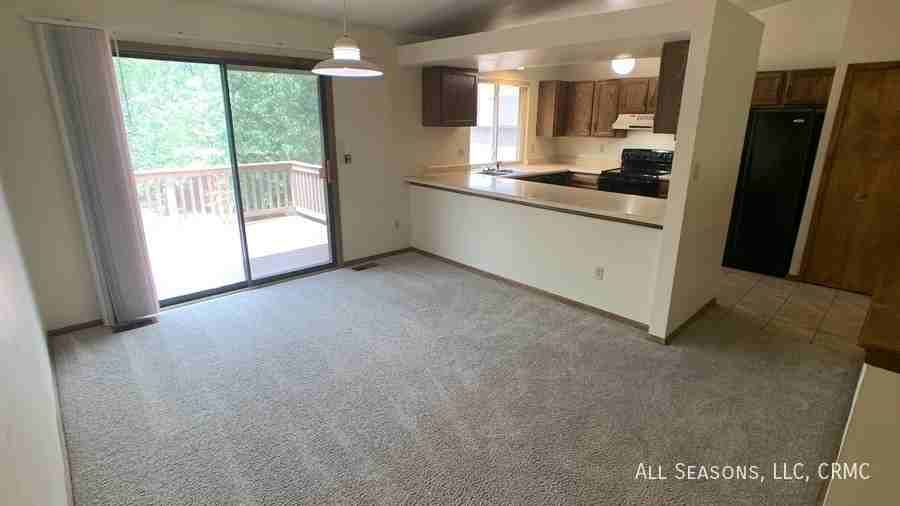850 Quail Lake Cir - Photo 4 of 13