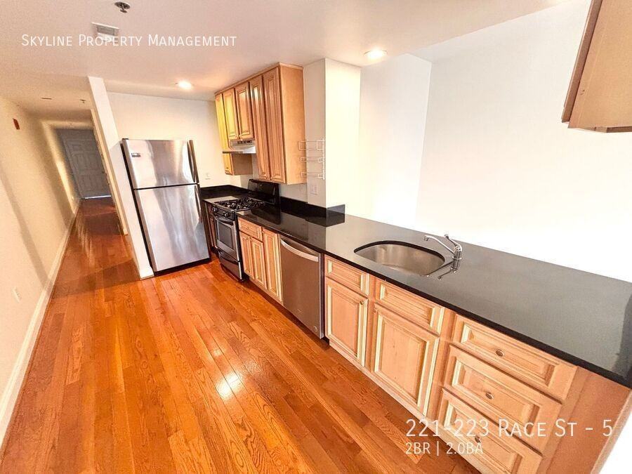 221 Race St #5 - Photo 7 of 15