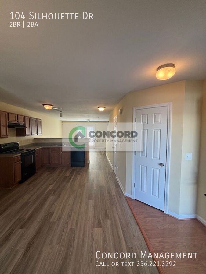 104 Silhouette Dr - Photo 3 of 17
