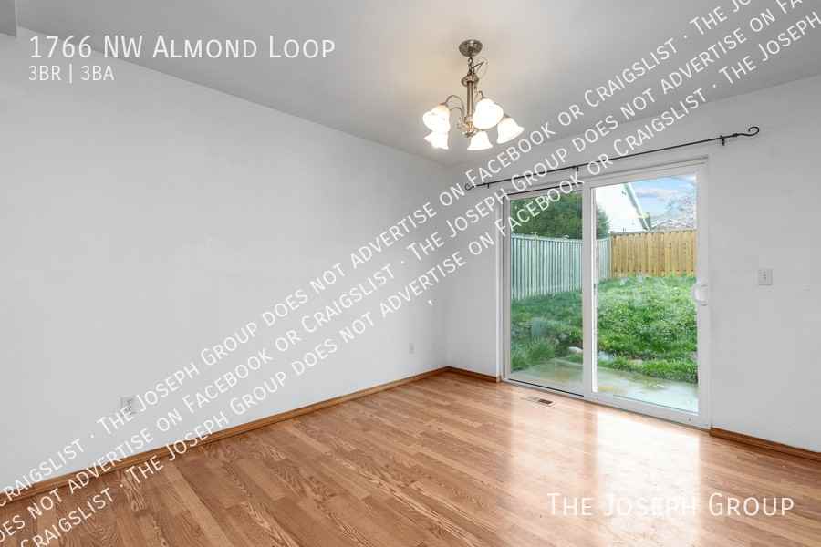 1766 Nw Almond Loop - Photo 6 of 36