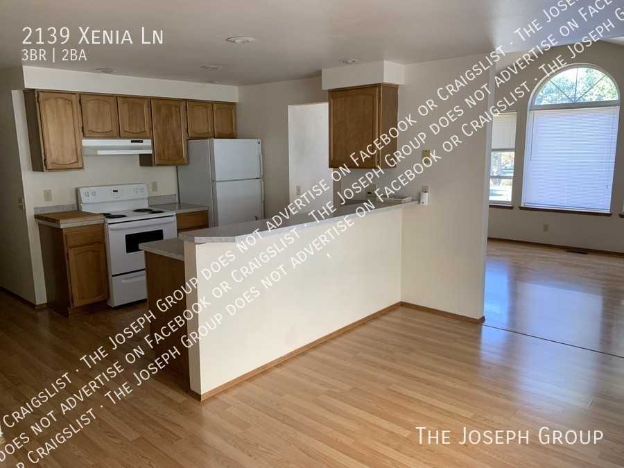 2139 Xenia Ln - Photo 4 of 17