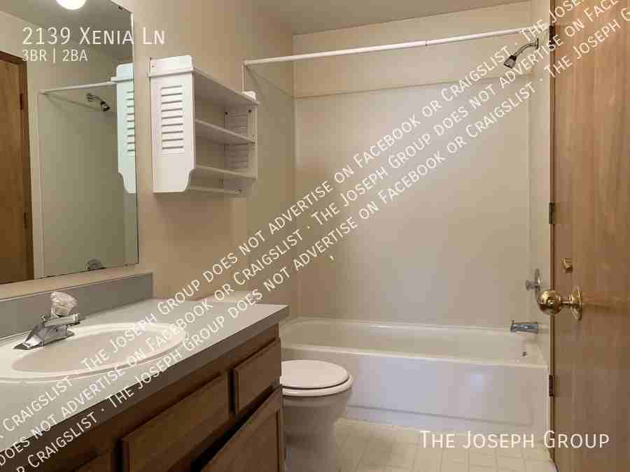 2139 Xenia Ln - Photo 6 of 17