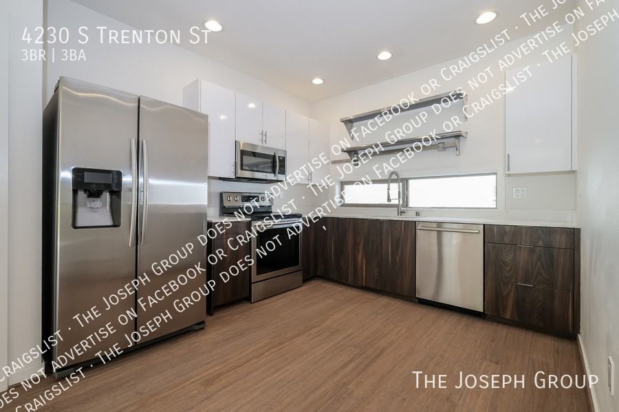 4230 S Trenton St - Photo 5 of 19