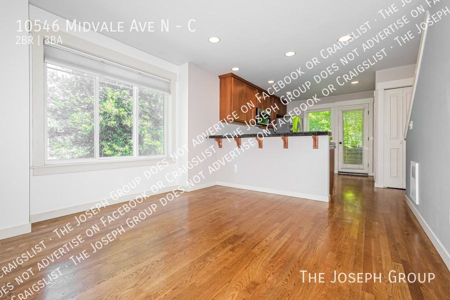 10546 Midvale Ave N #C - Photo 7 of 28