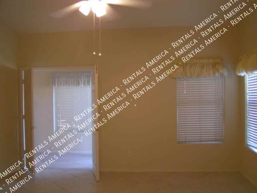 13182 W Cypress St - Photo 6 of 14