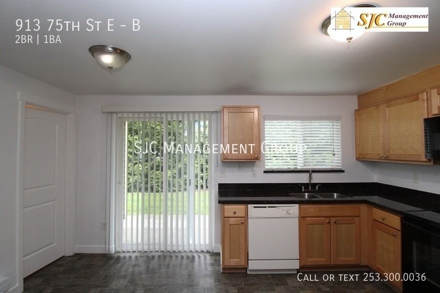 913 75th St E #B - Photo 5 of 13