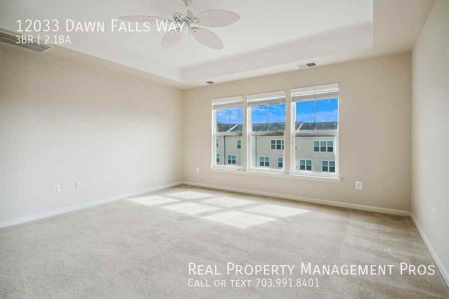 12033 Dawn Falls Way - Photo 7 of 31