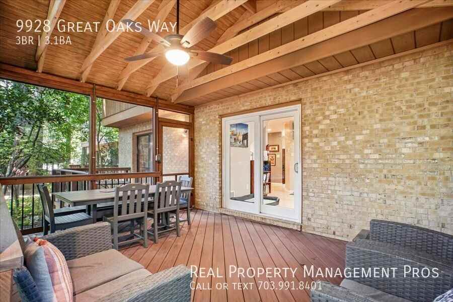 9928 Great Oaks Way - Photo 4 of 50