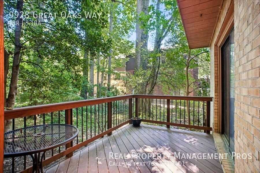 9928 Great Oaks Way - Photo 5 of 50