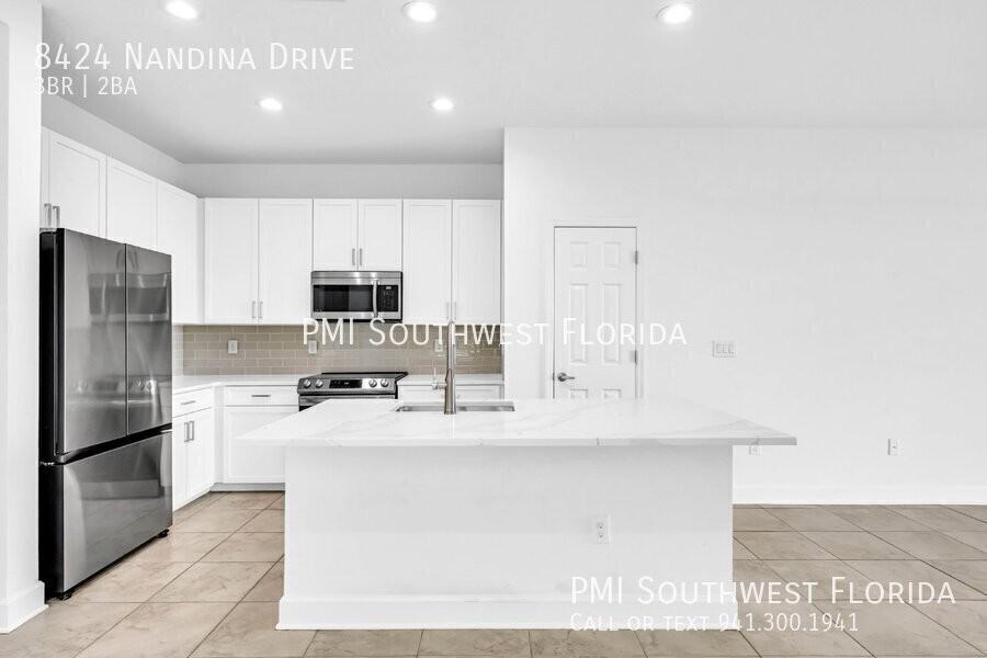 8424 Nandina Dr - Photo 6 of 29