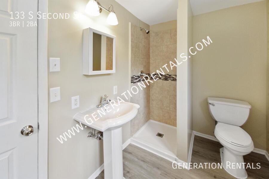 133 S 2nd St - Photo 4 of 12