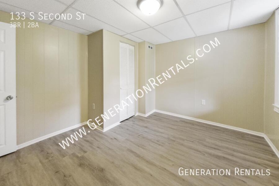 133 S 2nd St - Photo 6 of 12