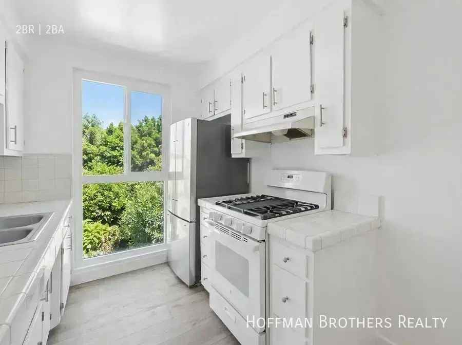 6828 Fulton Ave #6 - Photo 2 of 7