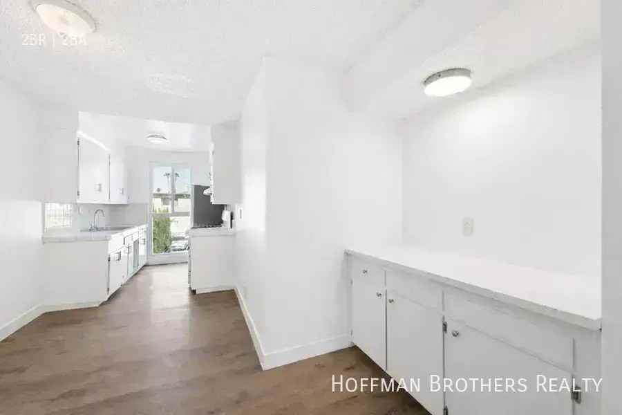 6828 Fulton Ave #6 - Photo 7 of 7