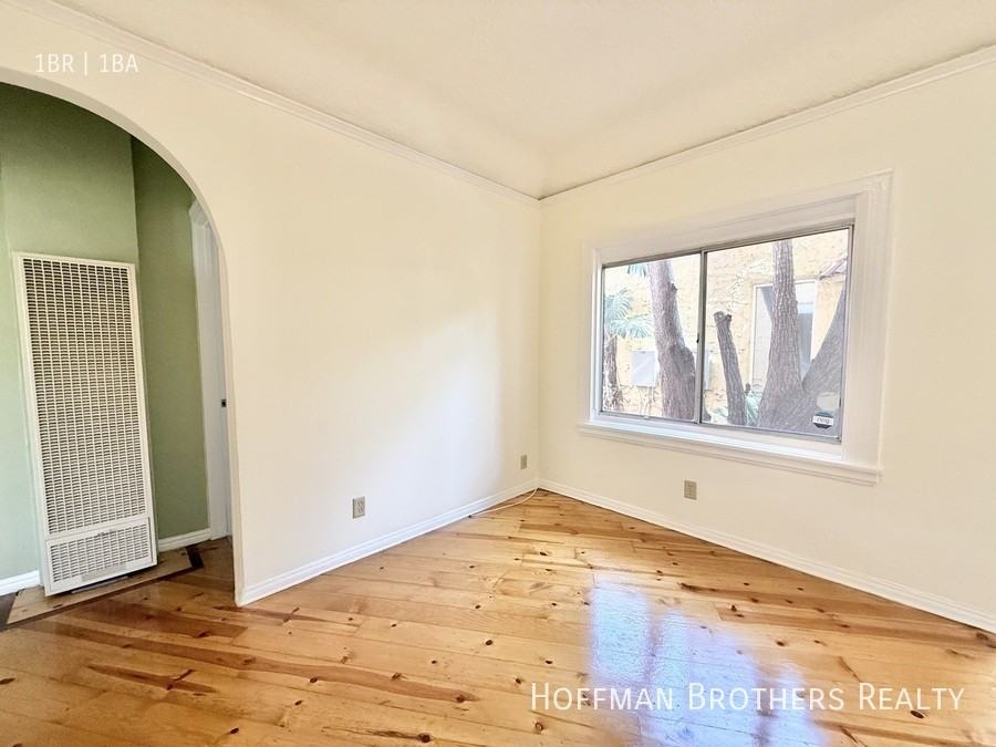 5953 Barton Ave - Photo 5 of 5