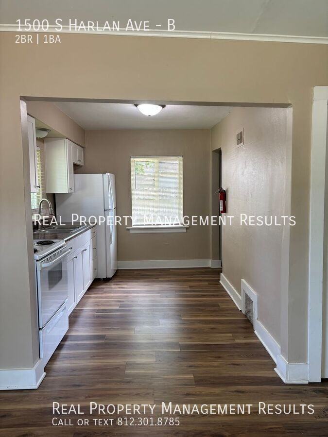 1500 S Harlan Ave #B - Photo 5 of 12