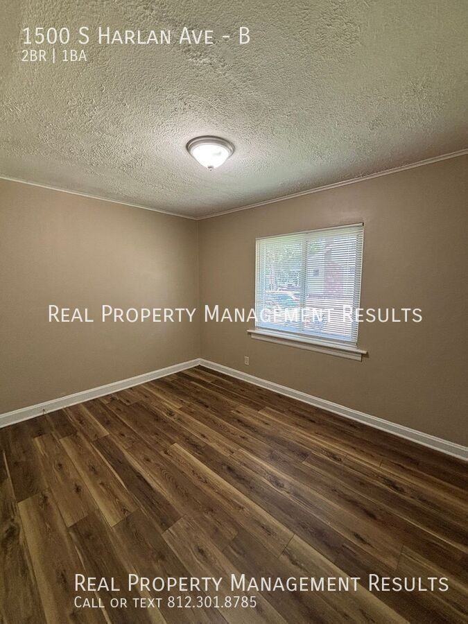 1500 S Harlan Ave #B - Photo 6 of 12