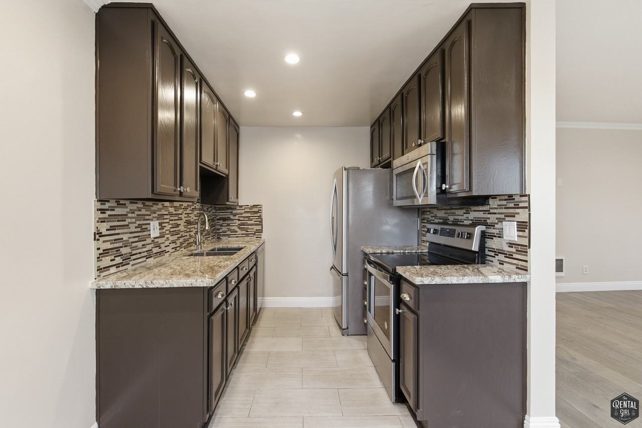 8710 Belford Ave #207 - Photo 5 of 21
