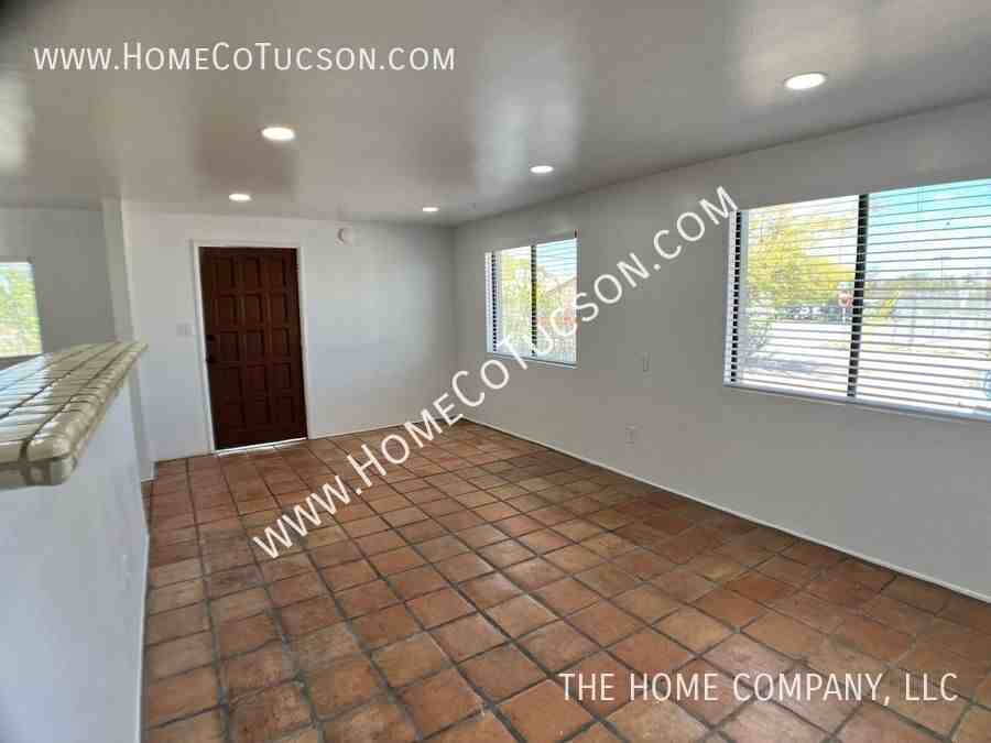 601 S Bryant Ave Unit B #A - Photo 5 of 28