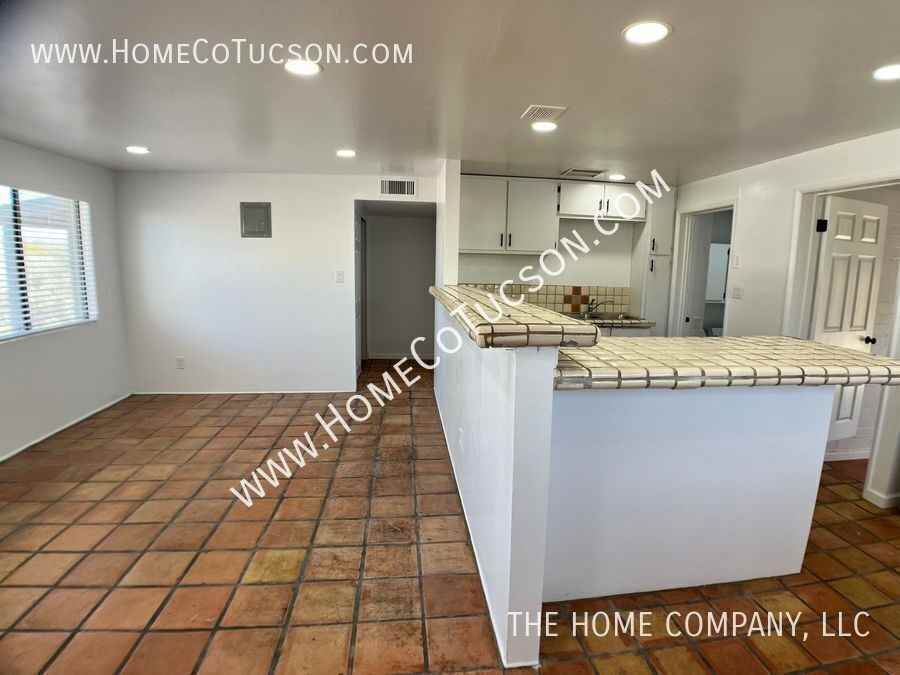 601 S Bryant Ave Unit B #A - Photo 7 of 28