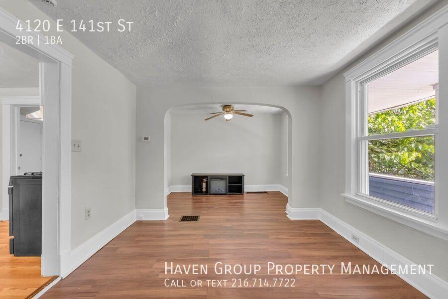 4120 E 141st St - Photo 5 of 20