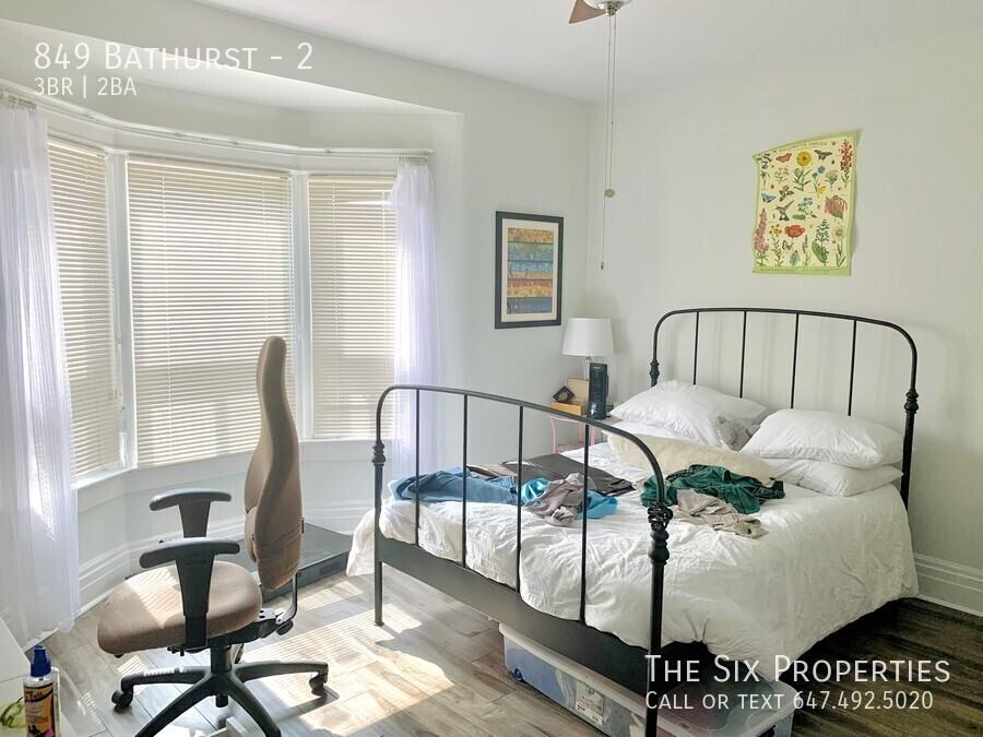 849 Bathurst St #2 - Photo 4 of 20