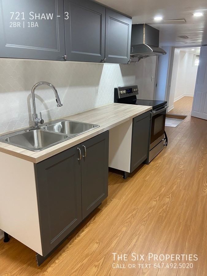721 Shaw St #3 - Photo 2 of 9