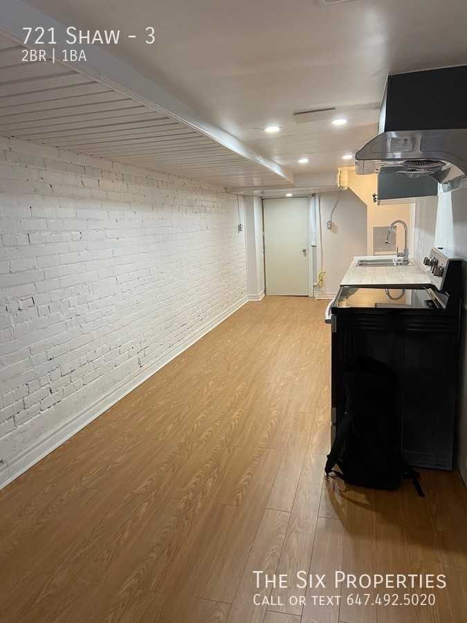 721 Shaw St #3 - Photo 3 of 9