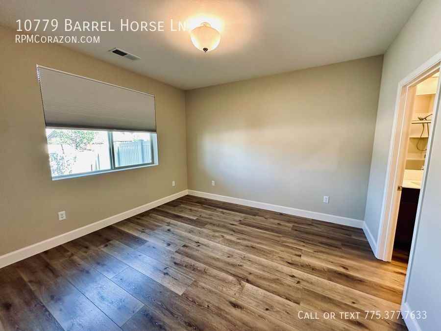 10779 Barrel Horse Ln - Photo 7 of 19