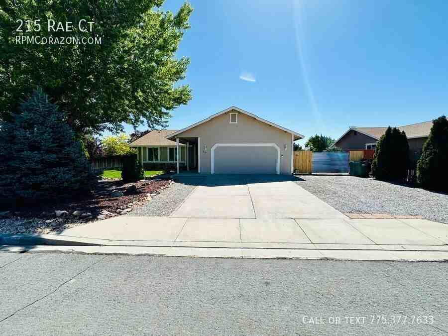 215 Rae Ct - Photo 3 of 32