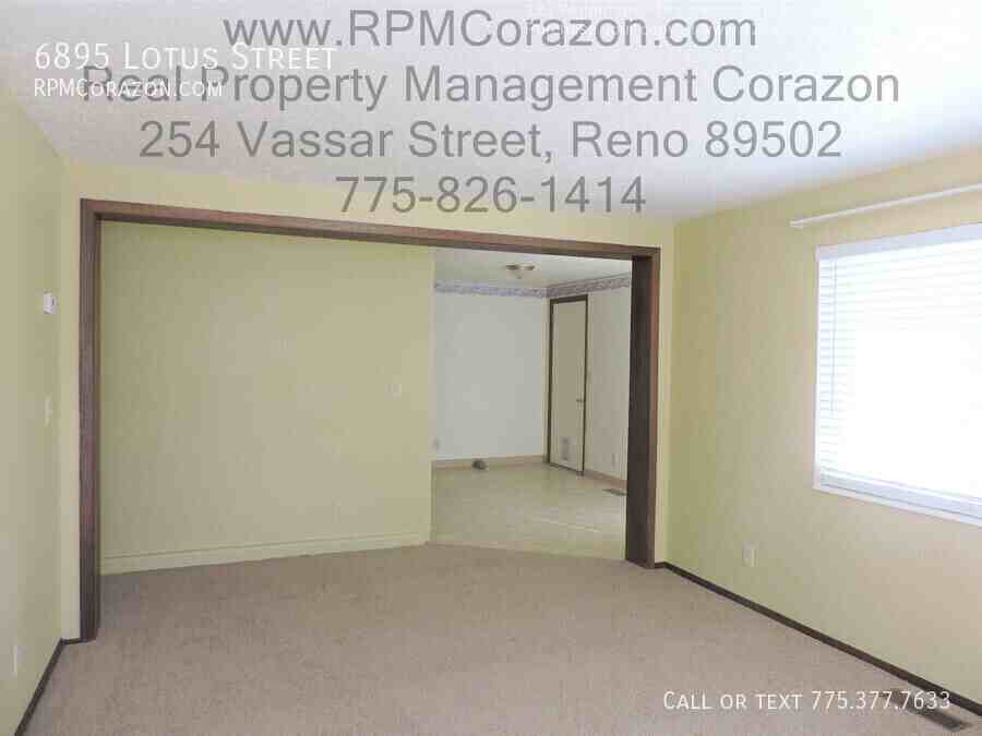 6895 Lotus St - Photo 4 of 22