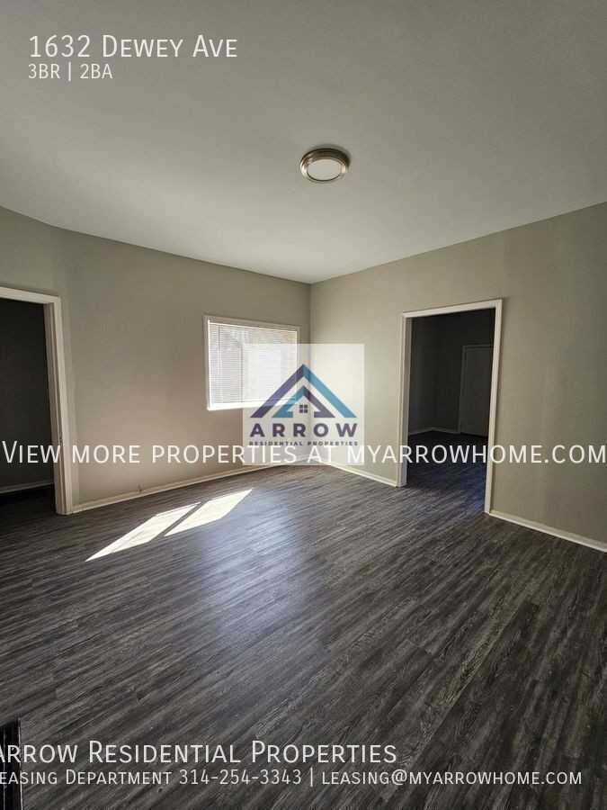1632 Dewey Ave - Photo 5 of 20