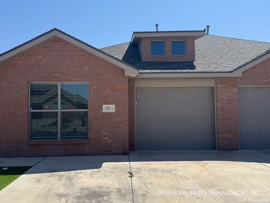 2120 N Jayton Ave #A - Photo 3 of 24