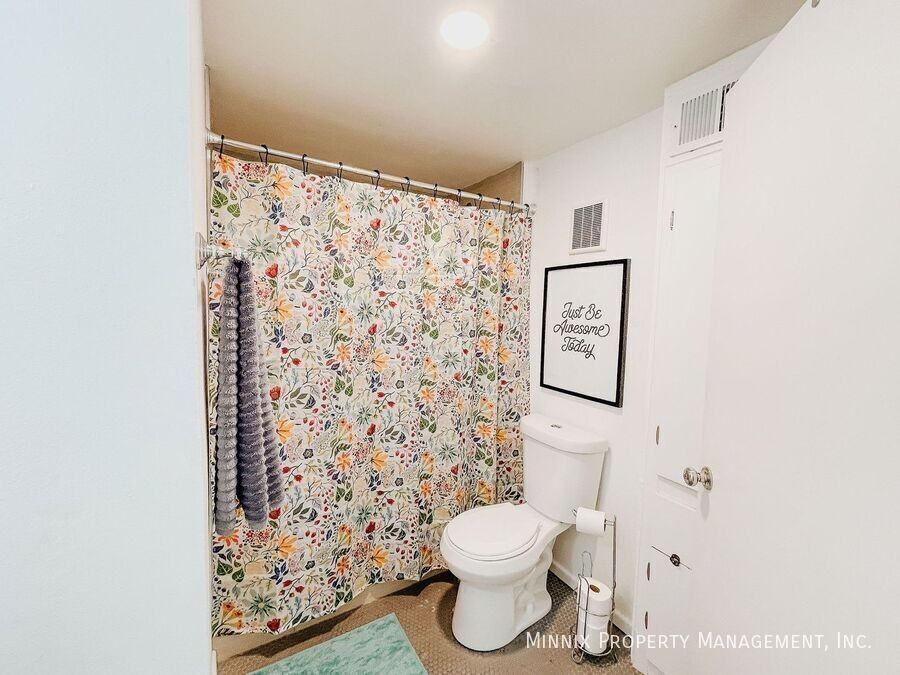 1602 Avenue Y #B - Photo 2 of 13