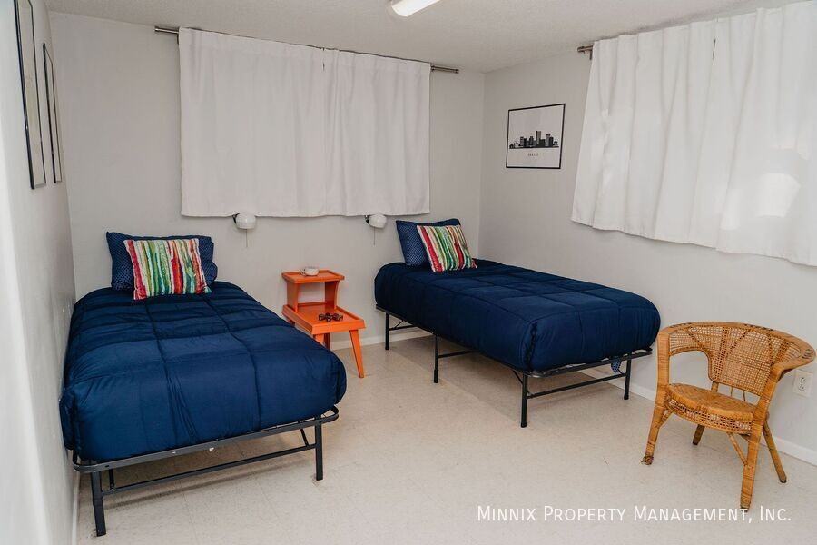 1602 Avenue Y #B - Photo 3 of 13