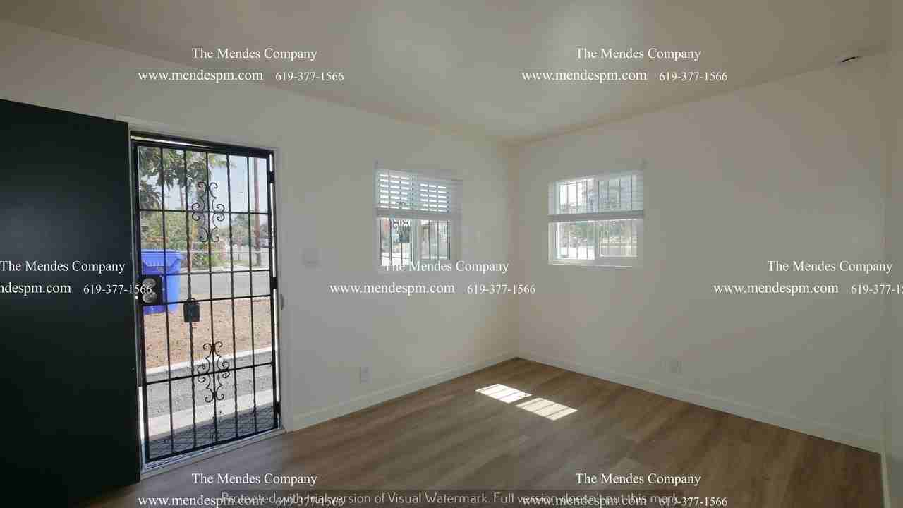 3893 Superior St - Photo 2 of 14
