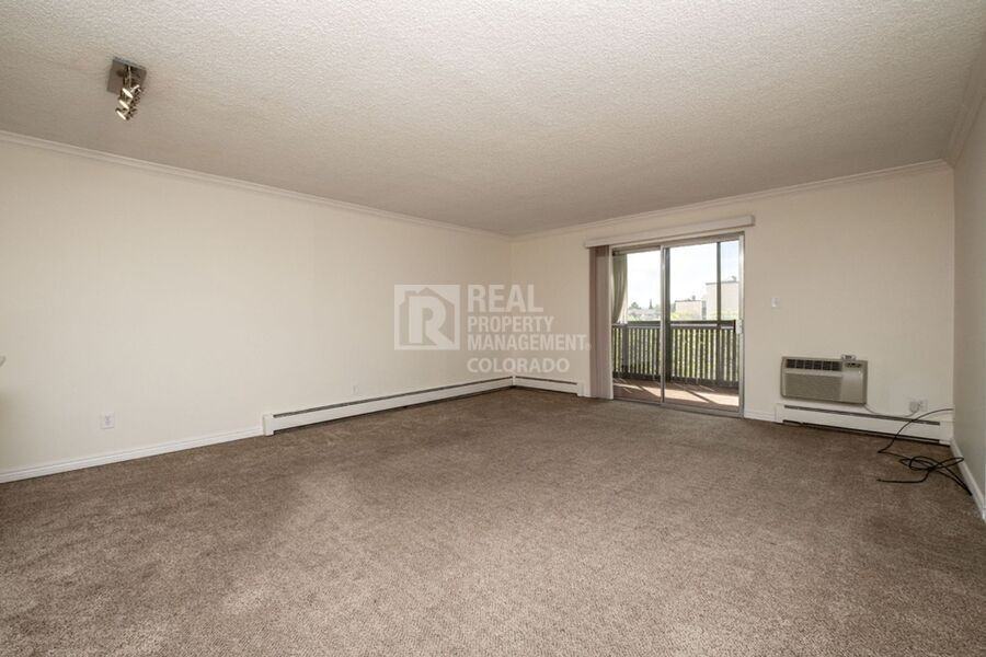 3470 S Poplar St #407 - Photo 5 of 29