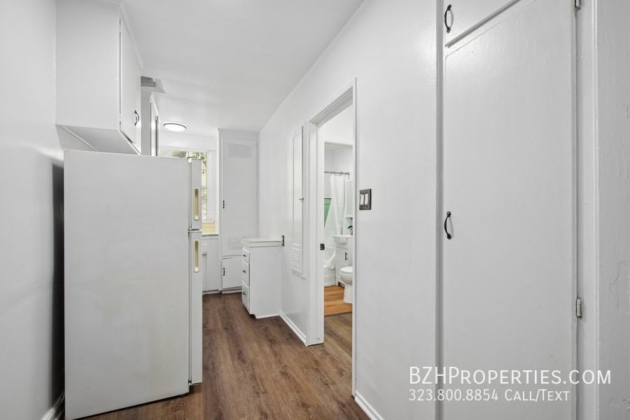 4010 Los Feliz Blvd #7 - Photo 4 of 9